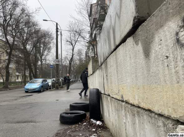 З 2025 року строкову службу в Україні скасовано - її замінює базова військова підготовка