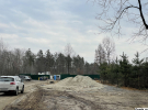 Дорога через ліс, прокладена технікою