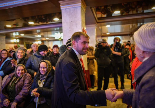 Илан Шор во время избирательной кампании 2019 года настаивал на том, что коррупция – главная проблема Молдовы, а впоследствии сам был осужден за мошенничество, которое медиа назвали "преступлением века"