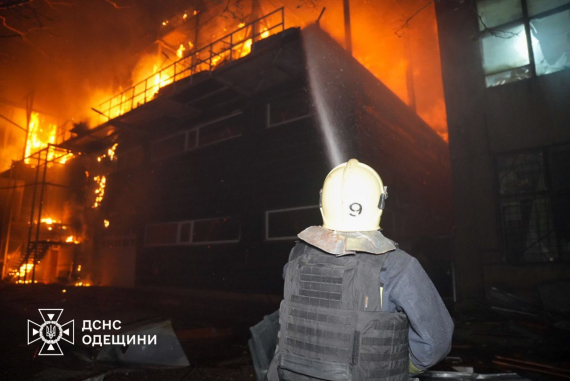 Росія масовано атакувала Одесу безпілотниками Shahed. Багато пошкоджень. Троє постраждалих