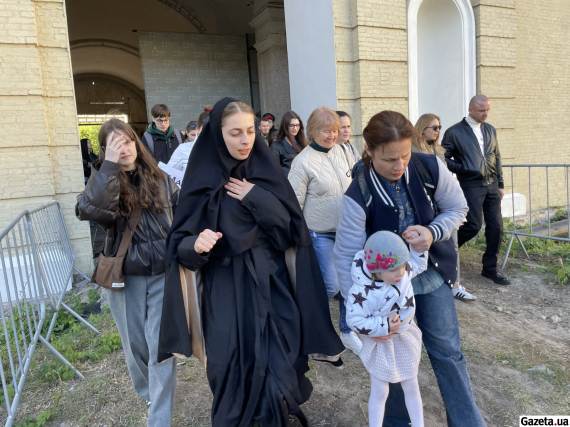 Глядачі відповідають на питання екскурсовода