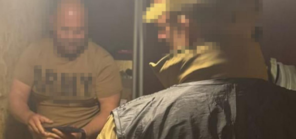 Комбат брав данину з підлеглих