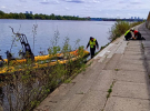 У Києві жінка впала з Пішохідного мосту в Дніпро та загинула
