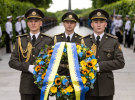 Зеленский с другими политиками посетил мемориал в Киеве