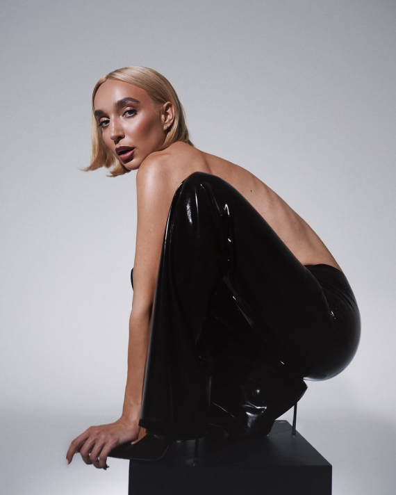 Олена Мандзюк