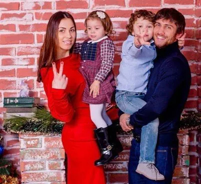 Василь Ломаченко з родиною