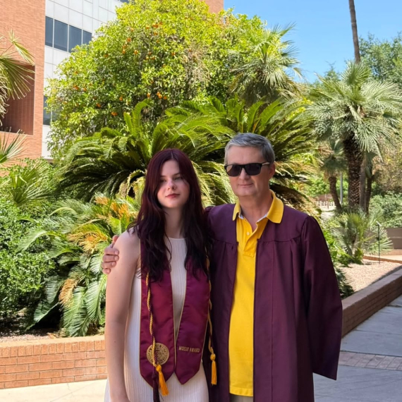 Ігор Кондратюк з донькою