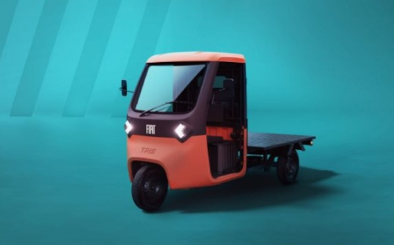 Fiat показав триколісний електромобіль Tris