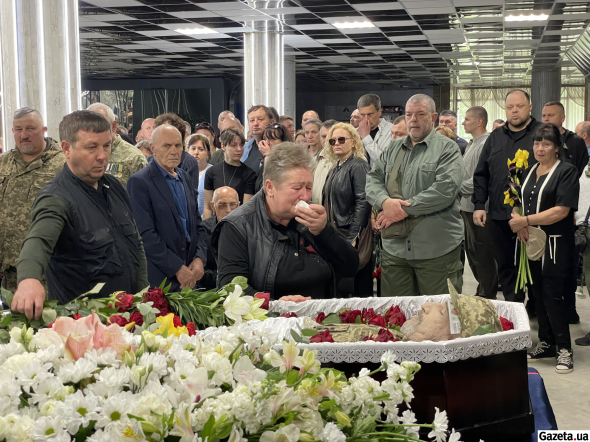 Максима Нелипу похоронили на Байковом кладбище. Ему было 48 лет