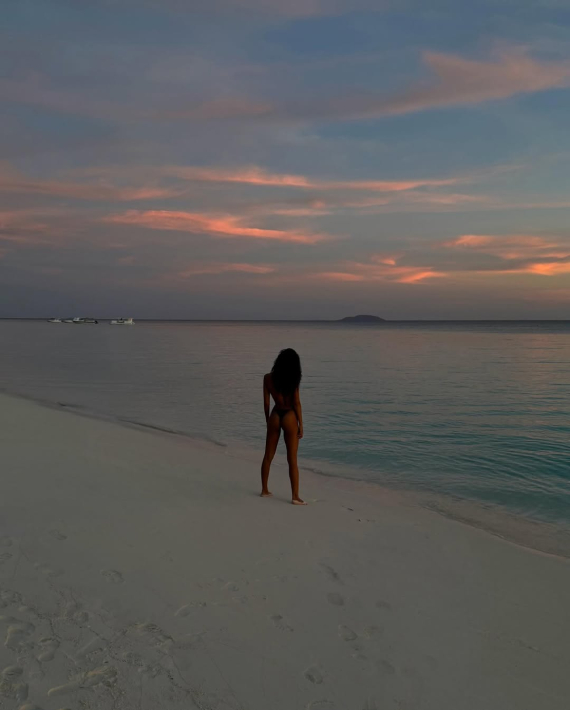 Тина Кунаки