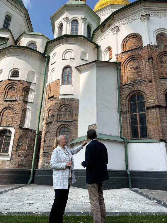 "Вдарили в душу нації": РФ пошкодила Софійський собор