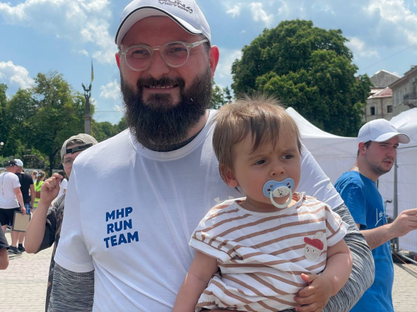 Олександр Пахолюк, директор Благодійного фонду “МХП-Громаді”