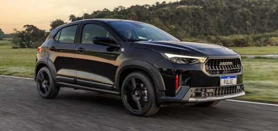 Появились официальные фото Pulse Abarth 2025