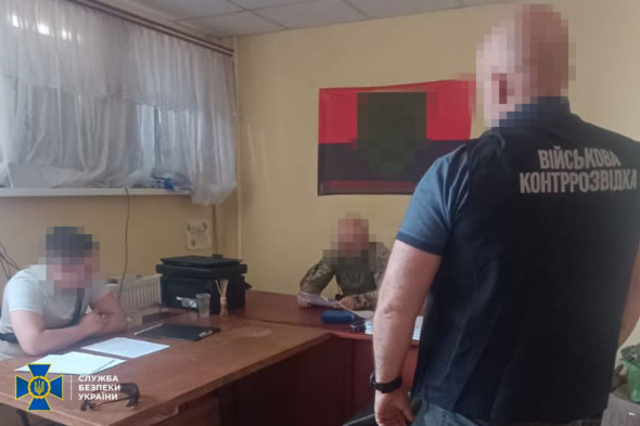 Нарахував 35 млн грн "бойових" тиловому батальйону на Львівщині: СБУ викрила посадовця