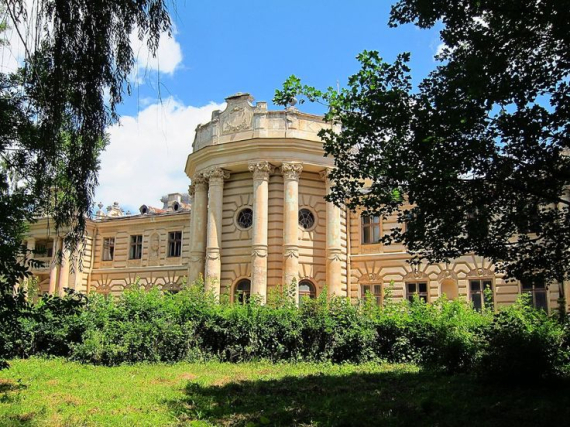 Палац Бадені: архітектурна окраса серед лісів, про яку майже забули