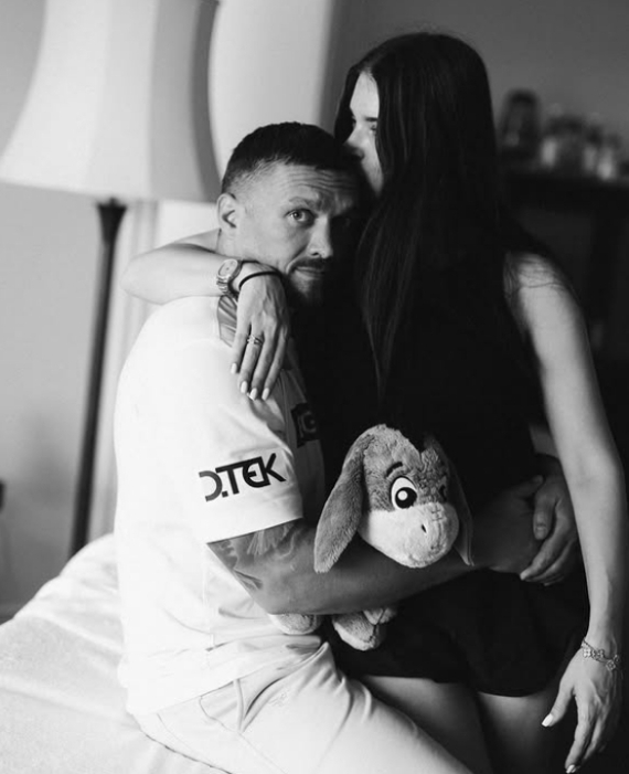 Екатерина Усик показала общие фото с мужем перед важным поединком