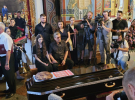 Останній шлях Вікторії Рощиної: у Києві прощаються з журналісткою, загиблою в полоні РФ