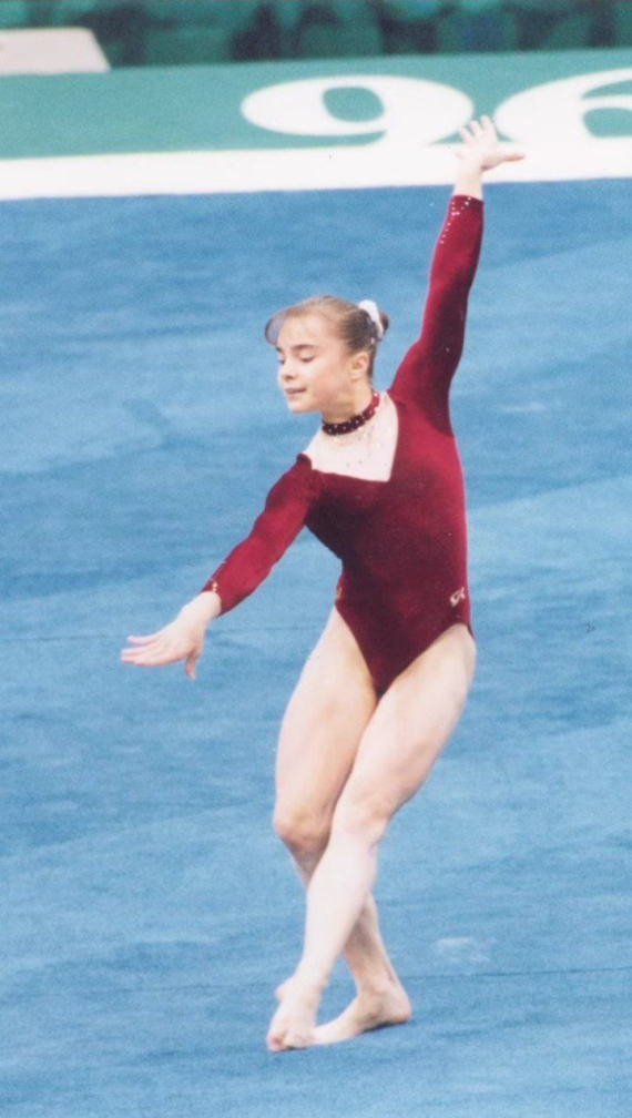 15 серпня легендарна гімнастка, олімпійська чемпіонка Лілія Подкопаєва святкує 47-річчя