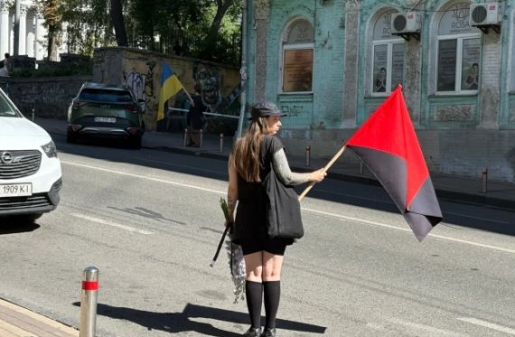 Близько 11 години ранку всі бажаючі могли попрощатися з Чичканом 