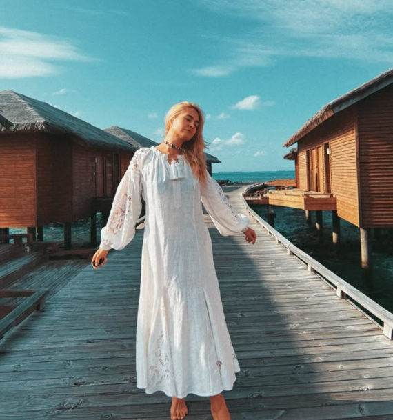 Анастасія Цимбалару здійснила давню мрію, зустрівши найкращий ранок у своєму житті на райському узбережжі