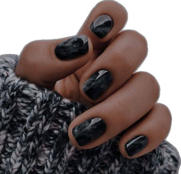 Трендовий манікюр осені