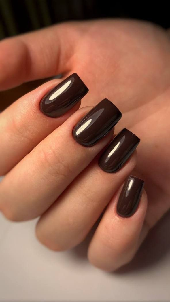 Трендовий манікюр осені