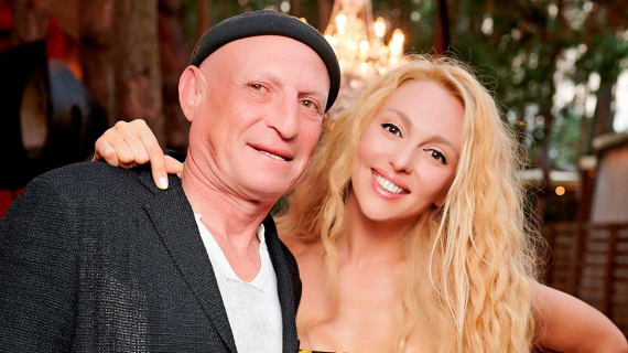 Оля Полякова и Вадим Буряковский отмечают 21-летие брака