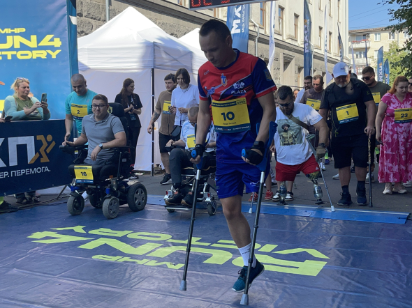 32-річний Віктор змагався на дистанції "Люди Титани"