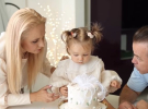Лілія Ребрик показала ніжне відео з донькою Адель, якій виповнилося півтора року. У кадрі також з’явилися старша донька Діана та чоловік Андрій Дикий