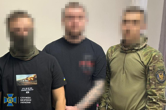 СБУ затримала агентів ФСБ, які постачали росіянам українські SIM-карти для дронів-камікадзе