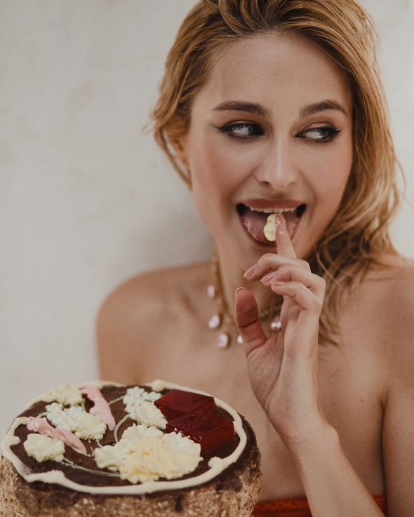 Цимбалару дотримується здорового харчування та майже не вживає алкоголь