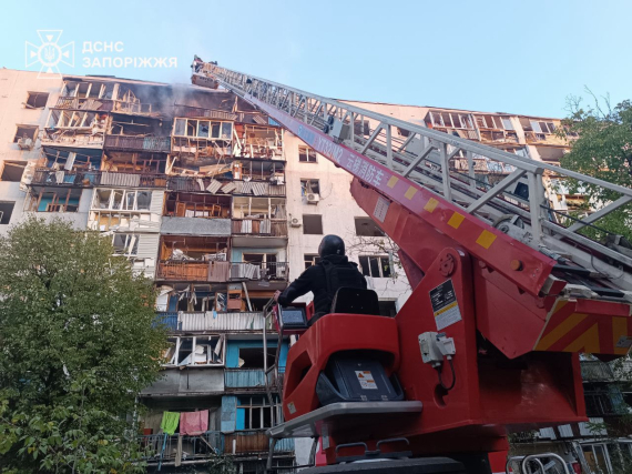 "Звірячі удари, свідомий та цілеспрямований терор проти звичайних міст" - Володимир Зеленський про масовану атаку РФ