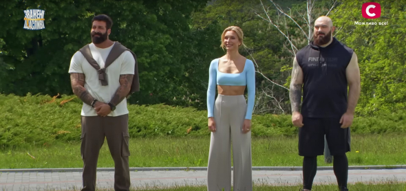 Gazeta.ua зібрала фото учасників нового сезону "Зважених та щасливих", які розпочали шлях трансформації з екстремального випробування на висоті