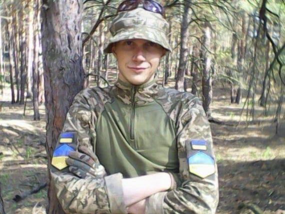 Єдиний син акторки Римми Зюбіної та режисера Станіслава Мойсеєва - 27-річний Даниїл - добровільно мобілізувався на початку 2025 року і нині служить у лавах Збройних сил України