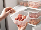 П'ять продуктів, які ніколи не слід зберігати в пластикових контейнерах