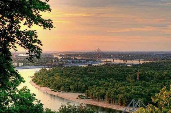 Труханів острів