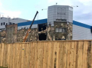 У Києві розпочали демонтаж колишнього ТЦ "Сіріус" на Троєщині, на місці якого зведуть новий центр New Ray