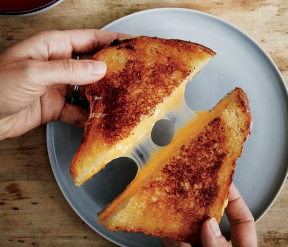 Grilled Cheese Sandwich - чудовий варіант сендвічу як для обіду, так і для перекусу