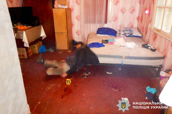 В Сарненщине мужчина зарезал женщину и ее брата