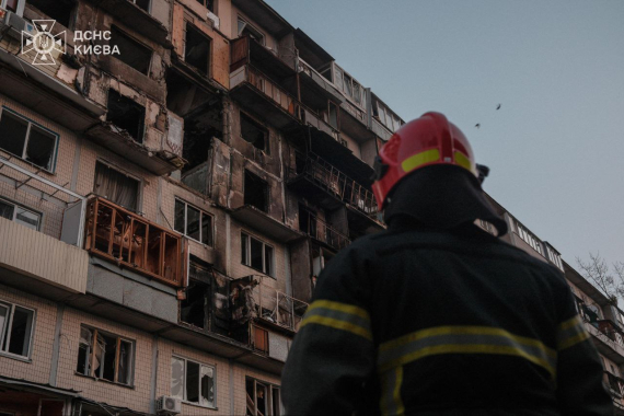 Внаслідок атаки РФ на Деснянський район Києва загинули шестеро людей, п'ятеро постраждалих