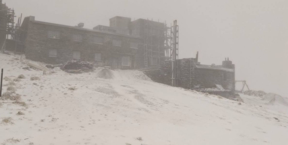 Выпал снег в горах