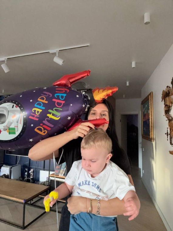 Джамала поздравила младшего сына с полутора годами