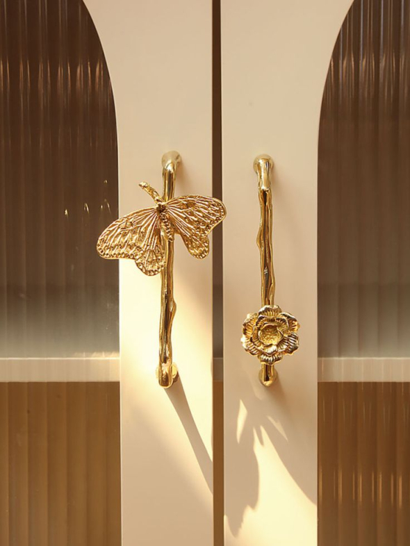 Родзинка у фурнітурі: як оновити кухню і не робити ремонт 