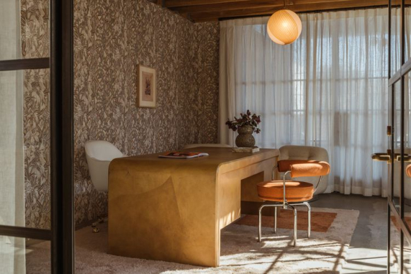 Оформление окон: дизайнеры показали самые популярные варианты штор, которые становятся трендами 2026 года