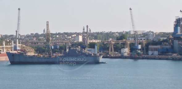 Окупанти маскують і переставляють кораблі у Севастополі