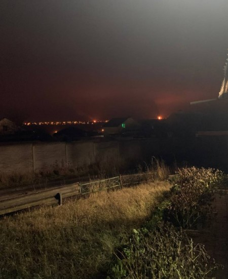 В Белгородской области возникли масштабные пожары после атак