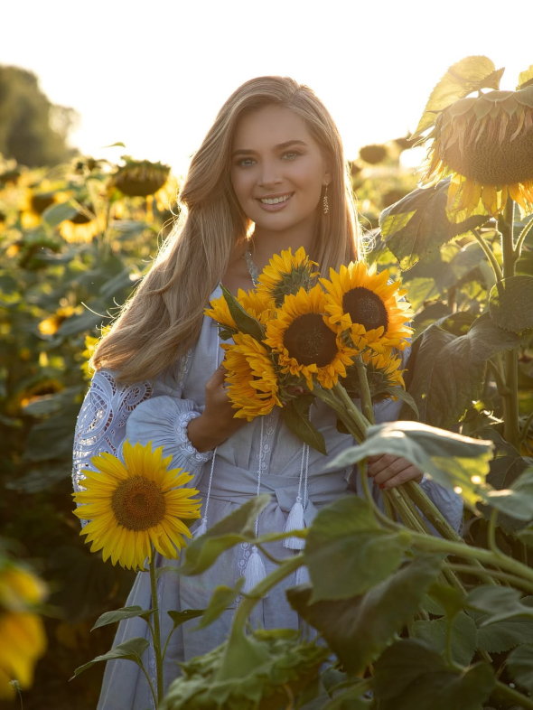 Наталя Островська