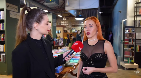 Елена Тополя призналась, что переосмыслила себя и творчество, заявив: "Я перестала быть удобной"