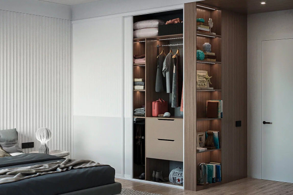 Выбирайте шкаф-купе для узкого коридора или маленькой спальни