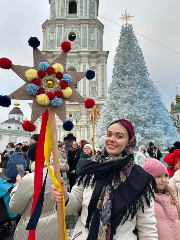 Різдво-2025: головні традиції святкування, що зробити в цей день та як провести, якщо доводиться святкувати на самоті